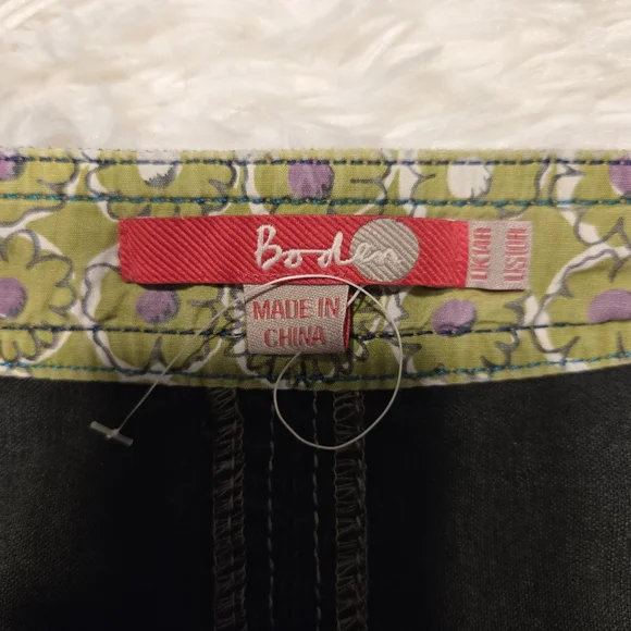 Boden Corduroy Skirt Size 10R - Picture 2 of 9